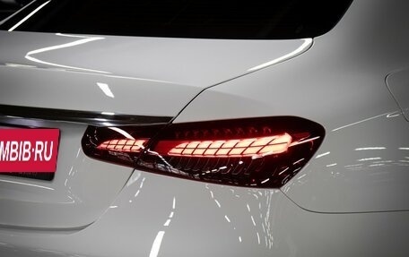 Mercedes-Benz E-Класс, 2022 год, 5 700 000 рублей, 26 фотография
