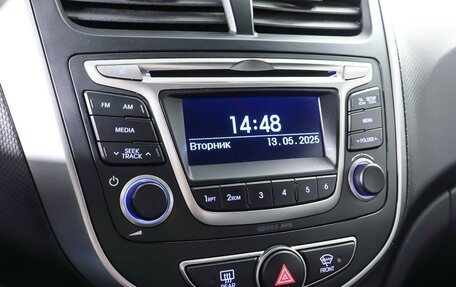 Hyundai Solaris II рестайлинг, 2014 год, 943 000 рублей, 22 фотография