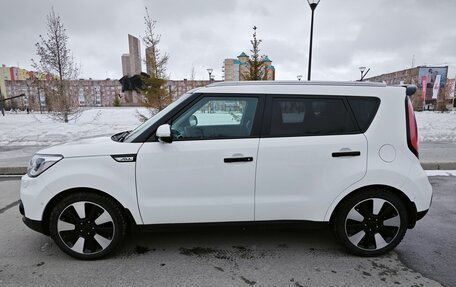 KIA Soul II рестайлинг, 2018 год, 2 100 000 рублей, 3 фотография