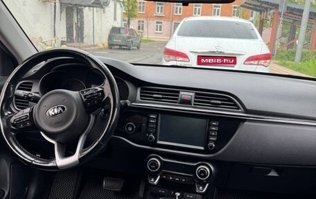 KIA Rio IV, 2018 год, 1 815 000 рублей, 1 фотография