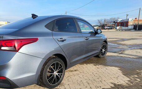 Hyundai Solaris II рестайлинг, 2018 год, 1 395 000 рублей, 5 фотография