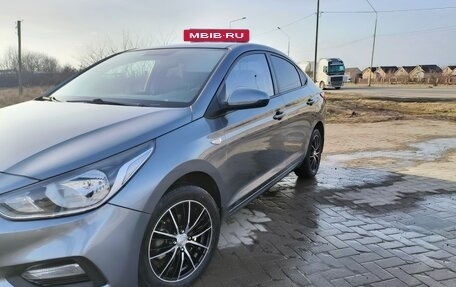 Hyundai Solaris II рестайлинг, 2018 год, 1 395 000 рублей, 2 фотография
