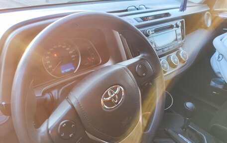 Toyota RAV4, 2013 год, 1 750 000 рублей, 7 фотография