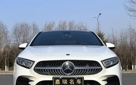 Mercedes-Benz A-Класс, 2021 год, 1 620 000 рублей, 2 фотография