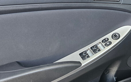 Hyundai Solaris II рестайлинг, 2016 год, 1 080 000 рублей, 10 фотография