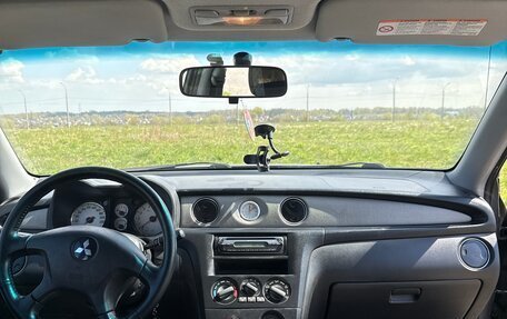 Mitsubishi Outlander III рестайлинг 3, 2006 год, 654 000 рублей, 11 фотография
