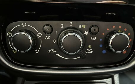 Renault Duster I рестайлинг, 2013 год, 1 090 000 рублей, 11 фотография