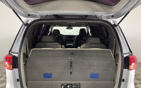 KIA Carnival III, 2018 год, 2 999 000 рублей, 12 фотография