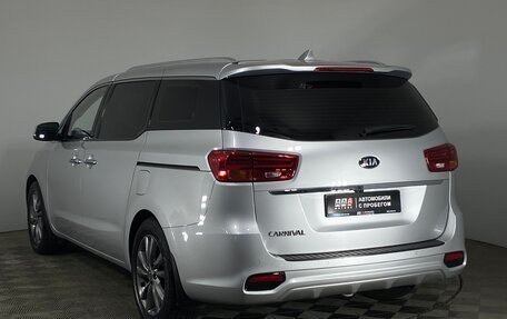 KIA Carnival III, 2018 год, 2 999 000 рублей, 7 фотография