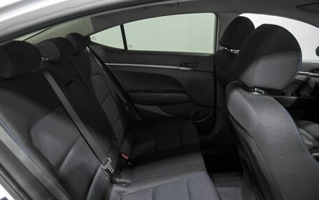 Hyundai Elantra VI рестайлинг, 2015 год, 1 050 000 рублей, 13 фотография