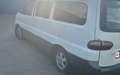 Hyundai Starex I рестайлинг, 2006 год, 615 000 рублей, 5 фотография