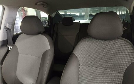 Hyundai Solaris II рестайлинг, 2011 год, 629 000 рублей, 9 фотография