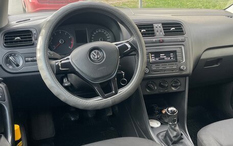 Volkswagen Polo VI (EU Market), 2018 год, 1 200 000 рублей, 9 фотография