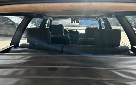 Volkswagen Passat B4, 1993 год, 235 000 рублей, 3 фотография