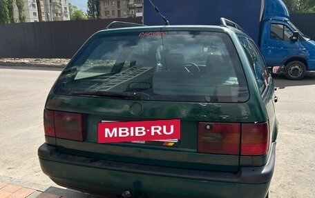 Volkswagen Passat B4, 1993 год, 235 000 рублей, 5 фотография