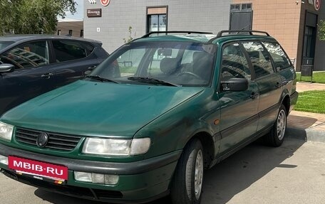 Volkswagen Passat B4, 1993 год, 235 000 рублей, 2 фотография