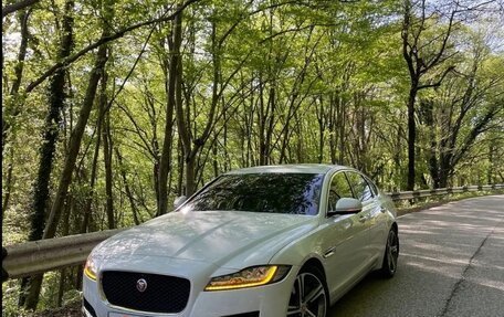 Jaguar XF II, 2016 год, 2 190 000 рублей, 26 фотография