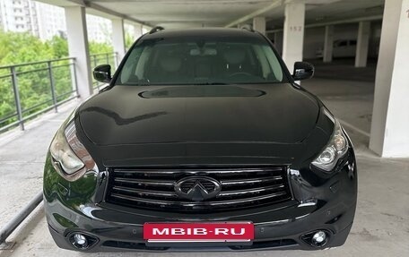 Infiniti QX70, 2015 год, 3 000 000 рублей, 4 фотография