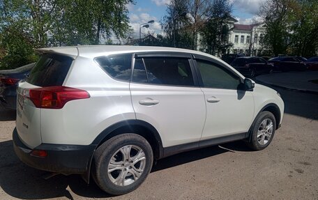 Toyota RAV4, 2015 год, 2 500 000 рублей, 4 фотография