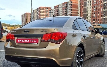 Chevrolet Cruze II, 2013 год, 850 000 рублей, 3 фотография