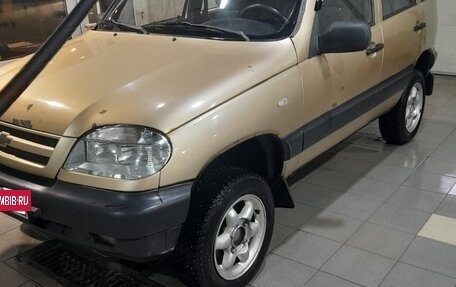 Chevrolet Niva I рестайлинг, 2002 год, 475 000 рублей, 2 фотография