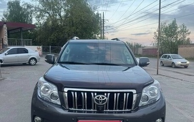 Toyota Land Cruiser Prado 150 рестайлинг 2, 2013 год, 3 700 000 рублей, 1 фотография