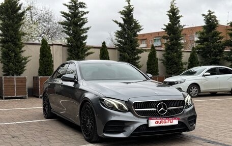 Mercedes-Benz E-Класс, 2019 год, 4 350 000 рублей, 1 фотография