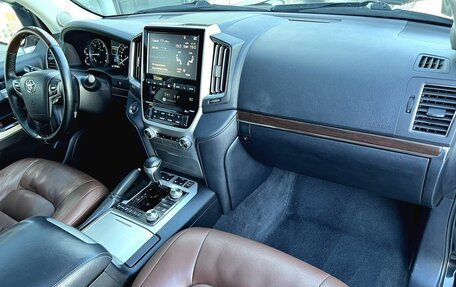 Toyota Land Cruiser 200, 2016 год, 5 050 000 рублей, 16 фотография