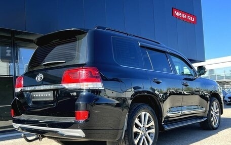 Toyota Land Cruiser 200, 2016 год, 5 050 000 рублей, 15 фотография