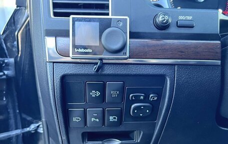 Toyota Land Cruiser 200, 2016 год, 5 050 000 рублей, 25 фотография
