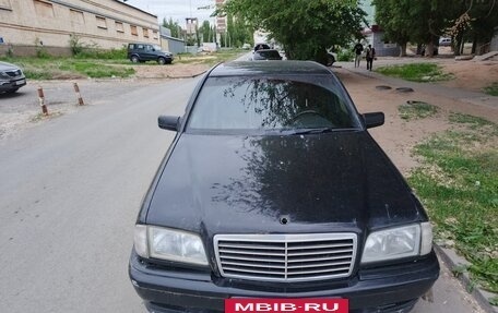 Mercedes-Benz C-Класс, 1999 год, 290 000 рублей, 2 фотография