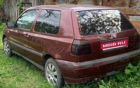 Volkswagen Golf III, 1992 год, 120 000 рублей, 2 фотография