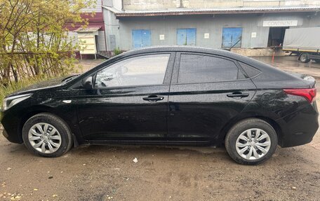 Hyundai Solaris II рестайлинг, 2019 год, 1 420 000 рублей, 2 фотография