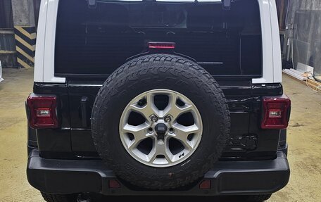 Jeep Wrangler, 2021 год, 4 450 000 рублей, 9 фотография