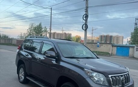 Toyota Land Cruiser Prado 150 рестайлинг 2, 2013 год, 3 700 000 рублей, 3 фотография