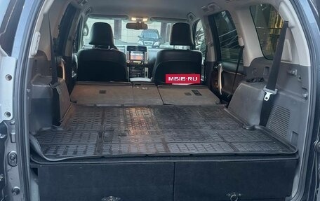 Toyota Land Cruiser Prado 150 рестайлинг 2, 2013 год, 3 700 000 рублей, 11 фотография