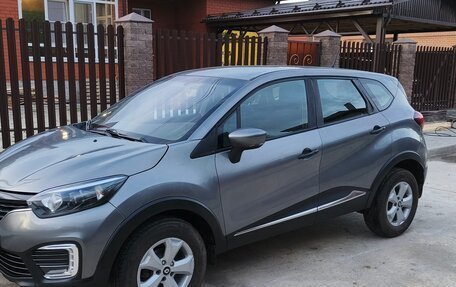 Renault Kaptur I рестайлинг, 2017 год, 900 000 рублей, 4 фотография