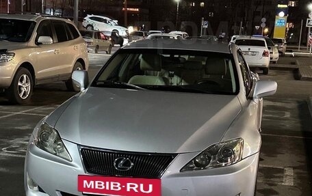 Lexus IS II рестайлинг 2, 2006 год, 1 100 000 рублей, 3 фотография