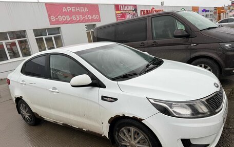 KIA Rio III рестайлинг, 2013 год, 620 000 рублей, 3 фотография