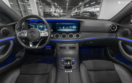 Mercedes-Benz E-Класс, 2019 год, 4 180 000 рублей, 9 фотография