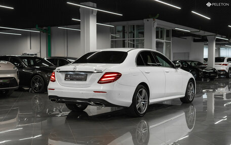 Mercedes-Benz E-Класс, 2019 год, 4 180 000 рублей, 4 фотография