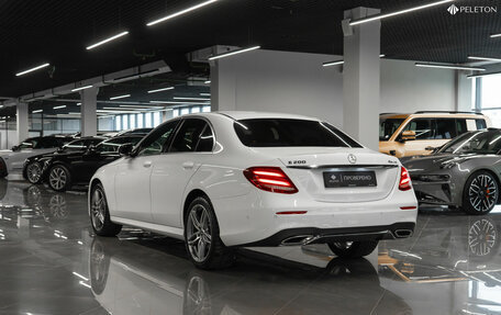Mercedes-Benz E-Класс, 2019 год, 4 180 000 рублей, 5 фотография
