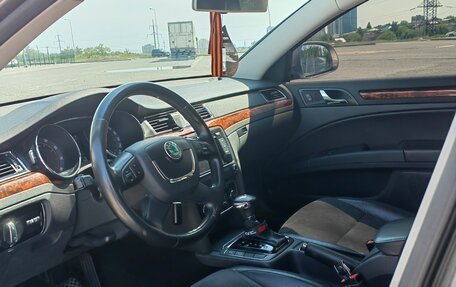 Skoda Superb III рестайлинг, 2011 год, 1 290 000 рублей, 7 фотография