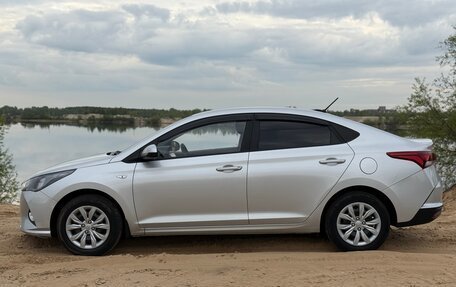 Hyundai Solaris II рестайлинг, 2021 год, 1 530 000 рублей, 9 фотография