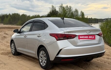 Hyundai Solaris II рестайлинг, 2021 год, 1 530 000 рублей, 8 фотография