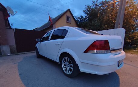 Opel Astra H, 2010 год, 600 000 рублей, 3 фотография