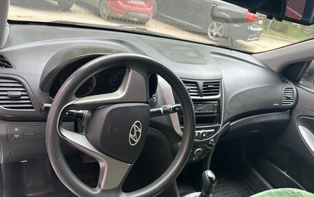 Hyundai Solaris II рестайлинг, 2016 год, 880 000 рублей, 7 фотография