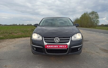 Volkswagen Jetta VI, 2010 год, 650 000 рублей, 16 фотография