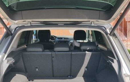 Volkswagen Tiguan II, 2018 год, 2 600 000 рублей, 7 фотография