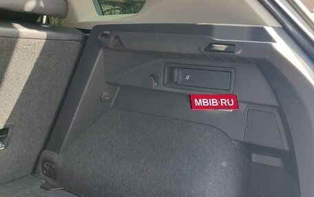 Volkswagen Tiguan II, 2018 год, 2 600 000 рублей, 20 фотография